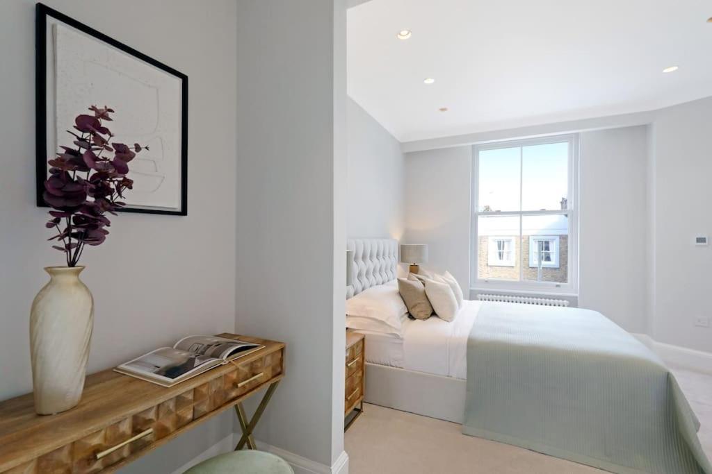 Chic 3 Bed In Notting Hill Apartment London