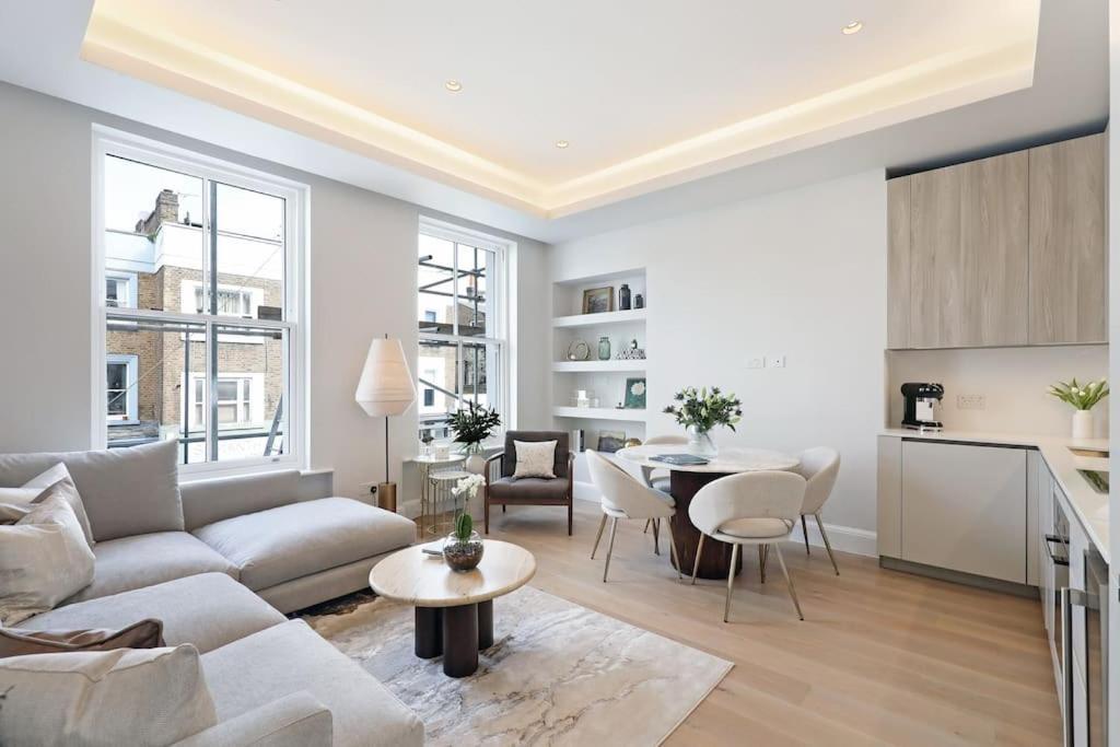 Chic 3 Bed In Notting Hill * London